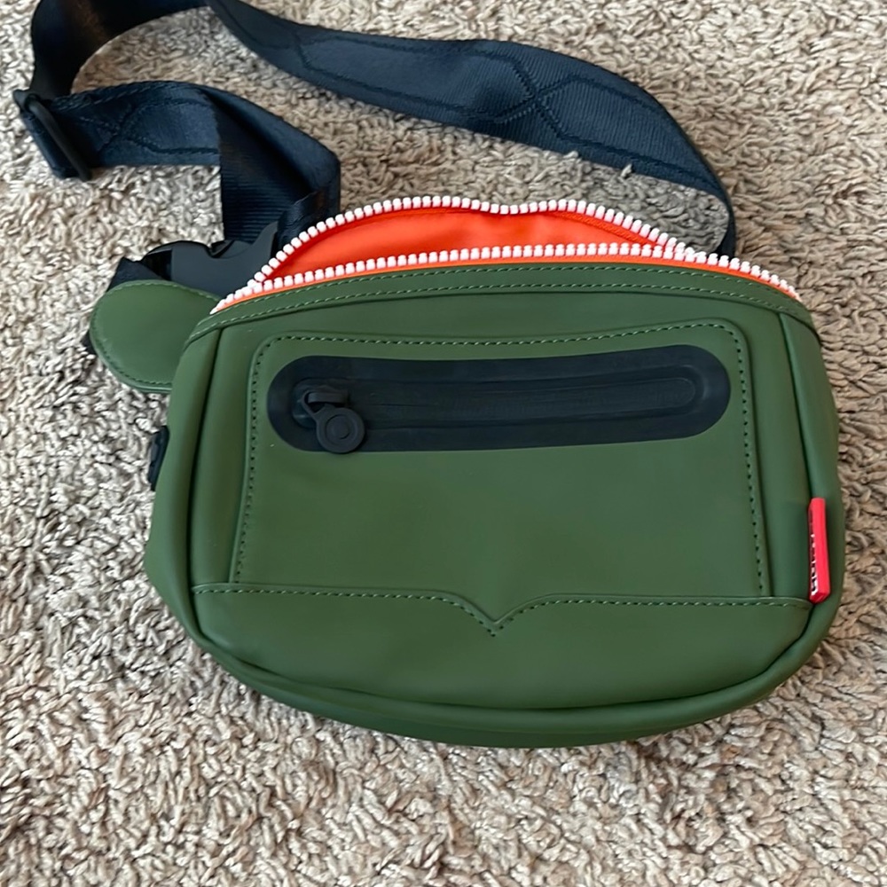 Hunter for target belt bag
